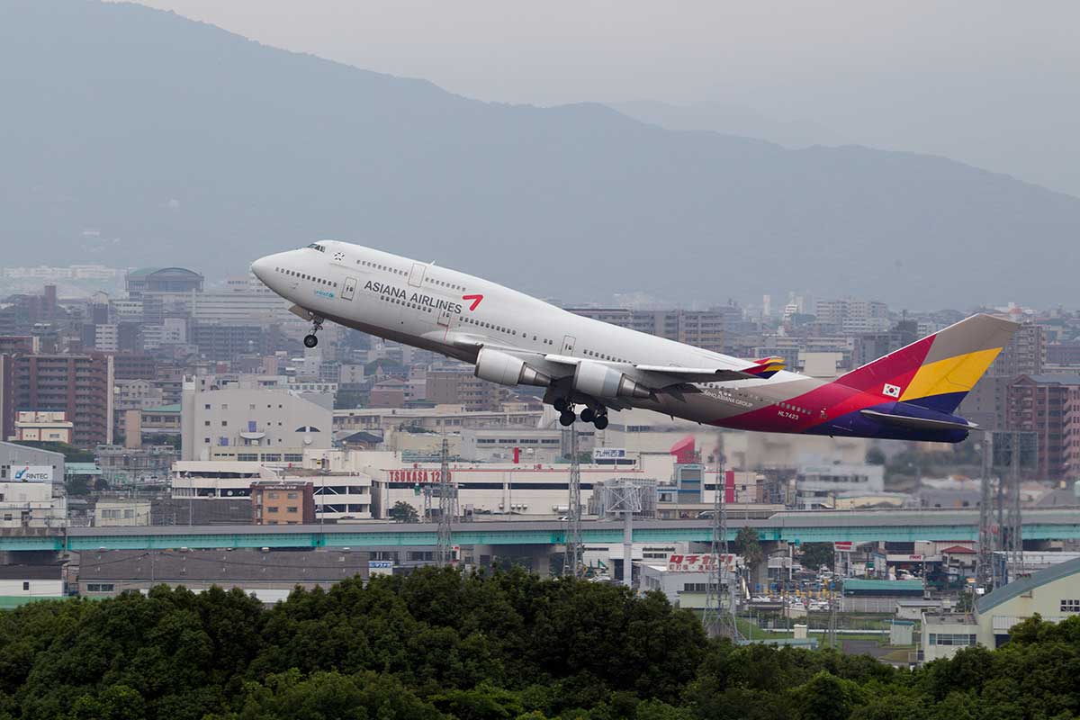 アシアナ航空　B747　combi　飛来_d0198290_1248391.jpg