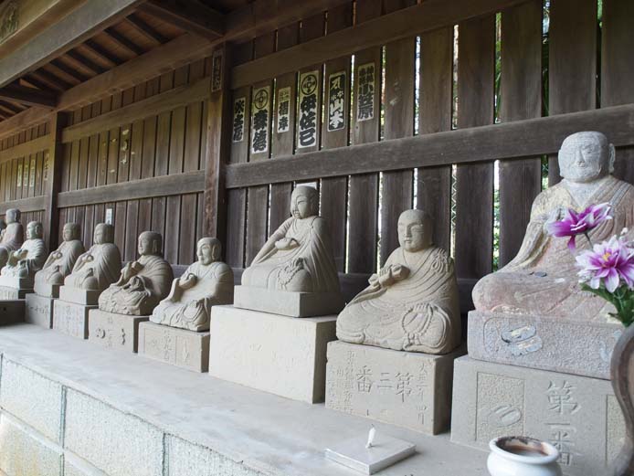 利根運河大師堂の石仏 - Ⅰ　　　　　　　　　　　　　　　　　　千葉県・流山市西深井　　　　　_d0149245_21473715.jpg