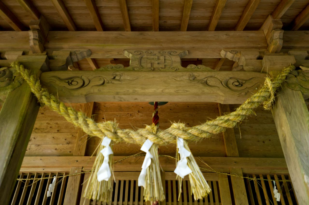 八女津媛神社　２　福岡県八女市矢部村_b0023047_423354.jpg