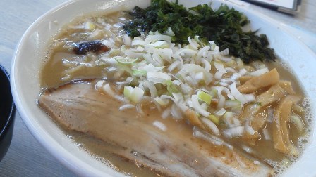 樹（いつき）　ラーメン_c0190550_0212423.jpg