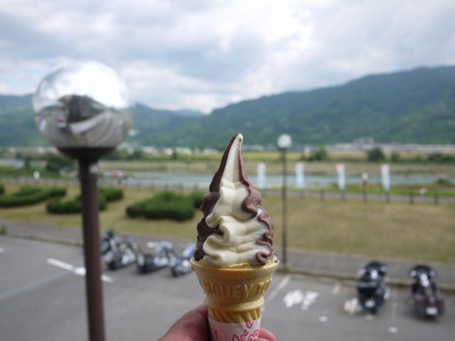 b0190092_2275947.jpg