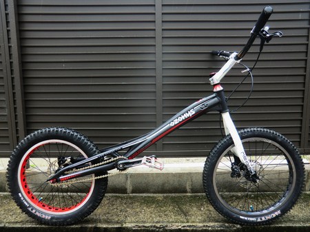 自転車 バイクトライアル【Ozonys】 OZONYS : トライアル自転車 BMX ピスト 自転車 トライアルバイク