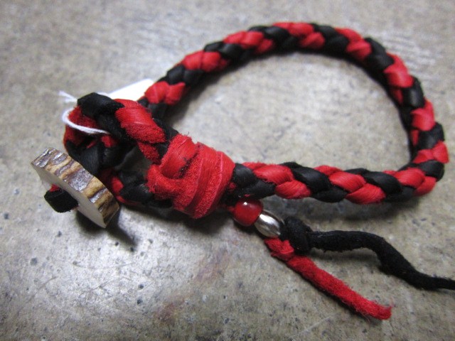 Puebro (Acoma)族･･･ディアSKIN Anklet 入荷・好評です♪♪♪_d0152280_2345044.jpg