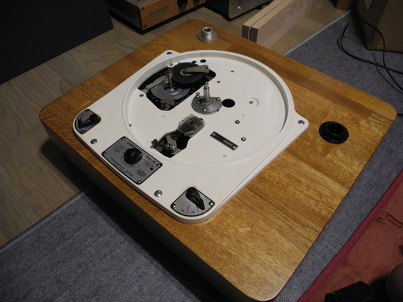 ガラード301のキャビネットを新調しました : scoreの ガラード301のキャビネットを新調しました : scoreの