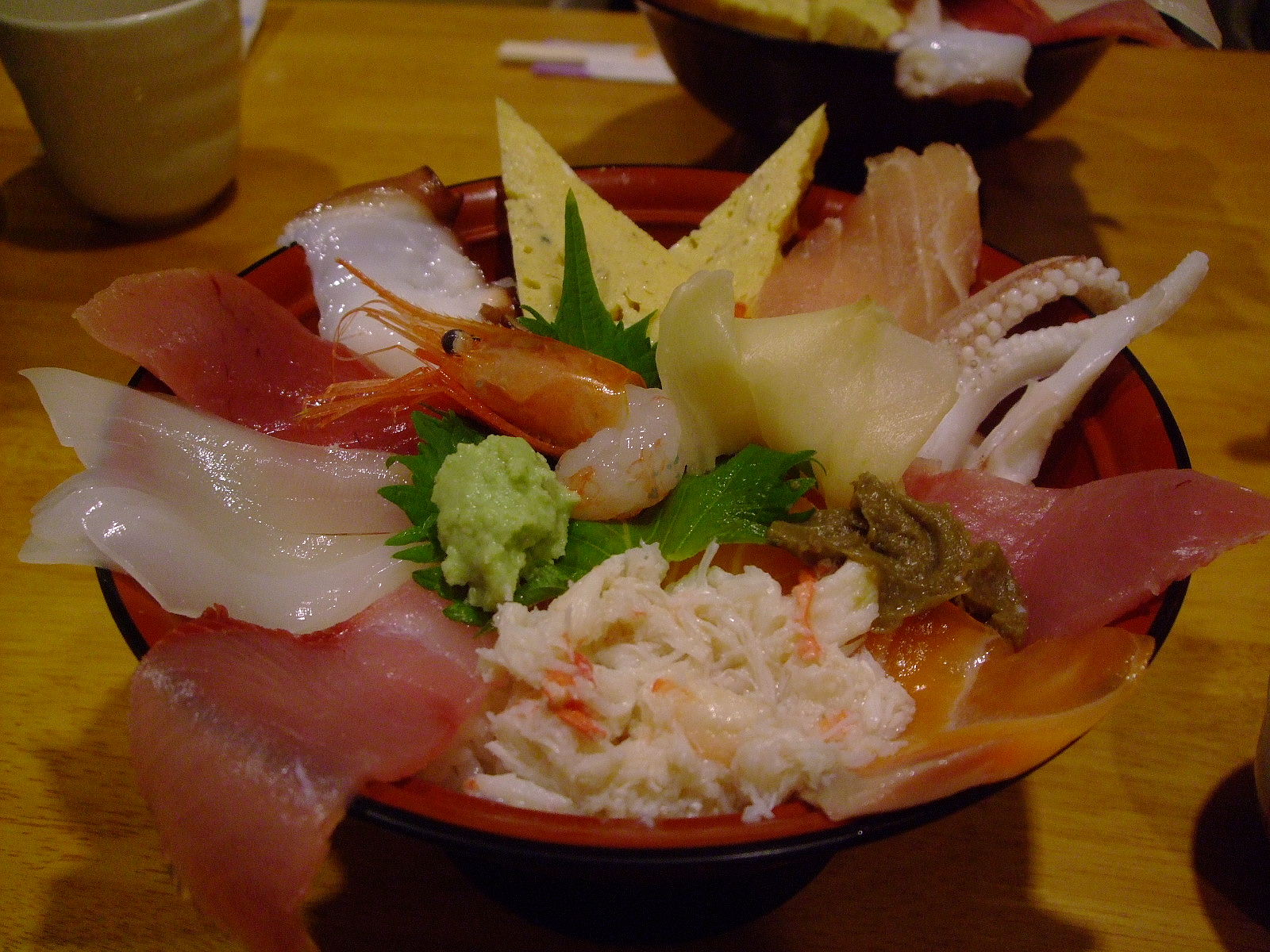 第1話 金沢はまず近江町市場で食し、石川県立美術館のカフェでのんびり_f0100593_16445735.jpg