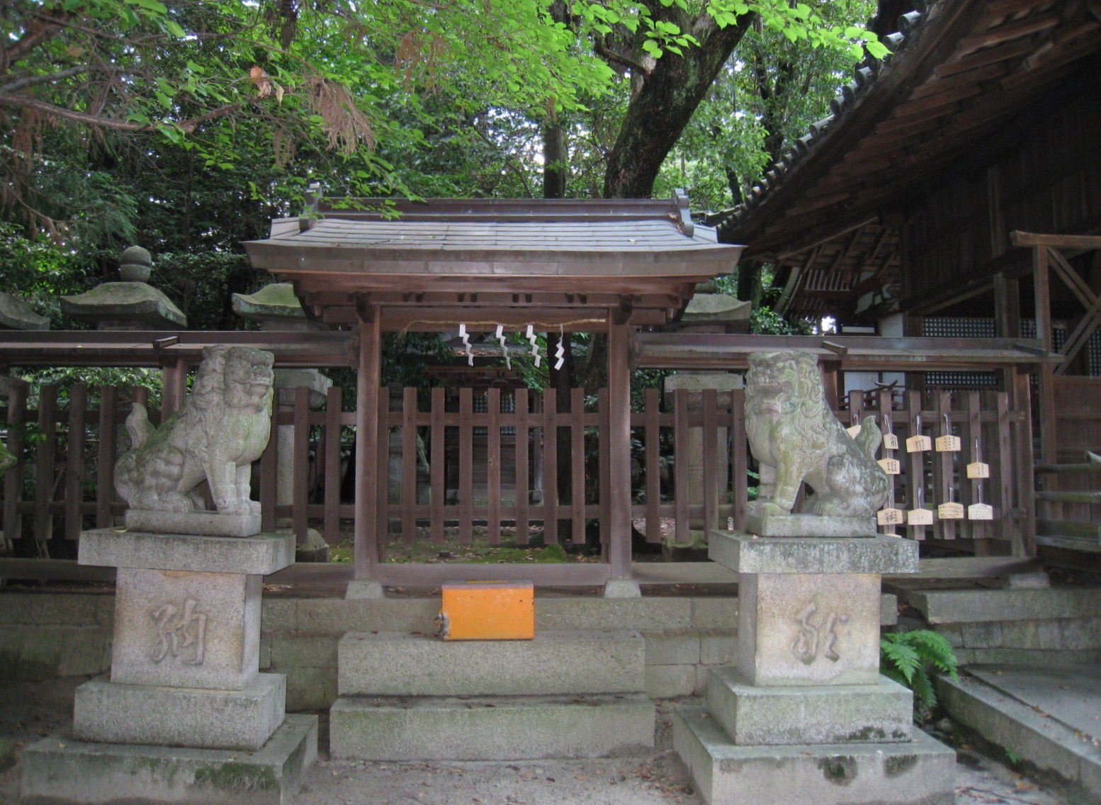 和爾下神社（わにしたじんじゃ）_d0287413_2226393.jpg