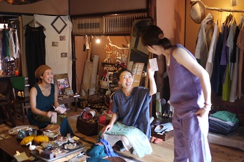 ②試着大会・つづき~acota(アコタ)の服~_f0226293_7473156.jpg