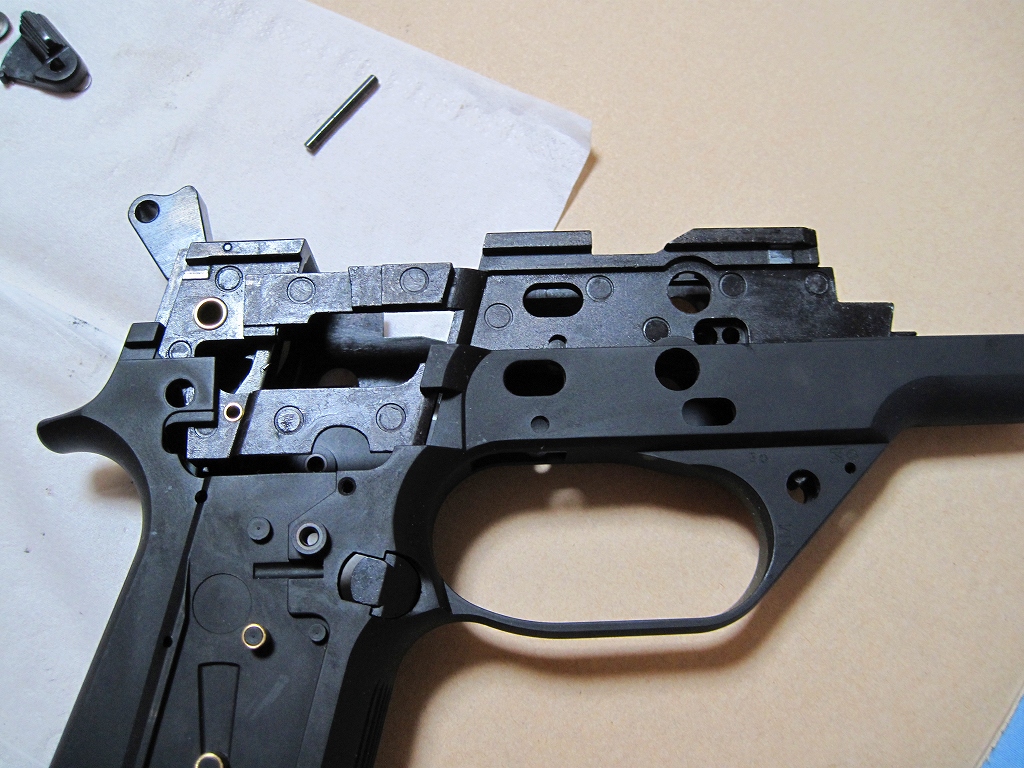 KSC Ｍ９３ＲⅡ　取説&スペアマガジン付 KSC M93RⅡ 取説&スペアマガジン付 KSC M93RⅡ 取説&スペア