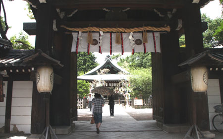 白峯神宮七夕祭り1 蹴鞠_e0048413_22235596.jpg