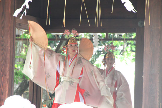 白峯神宮七夕祭り1 蹴鞠_e0048413_2225136.jpg