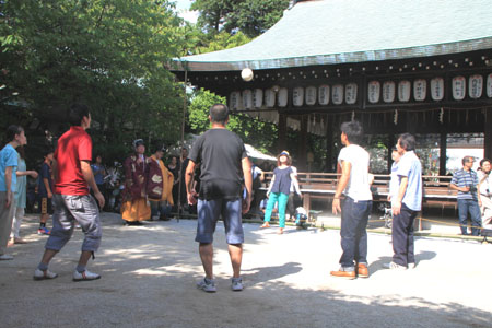 白峯神宮七夕祭り1　蹴鞠_e0048413_22261027.jpg