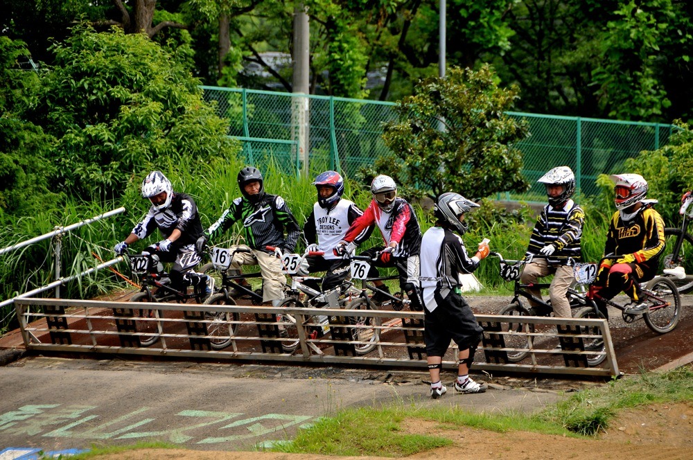 2013JOSF 緑山6月定期戦VOL13:コース外の風景_b0065730_0224361.jpg