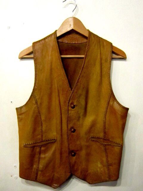 「 70\'s NORTH BEACH LEATHER & 70\'s LEWIS LEATHERS 」_c0078333_2453530.jpg