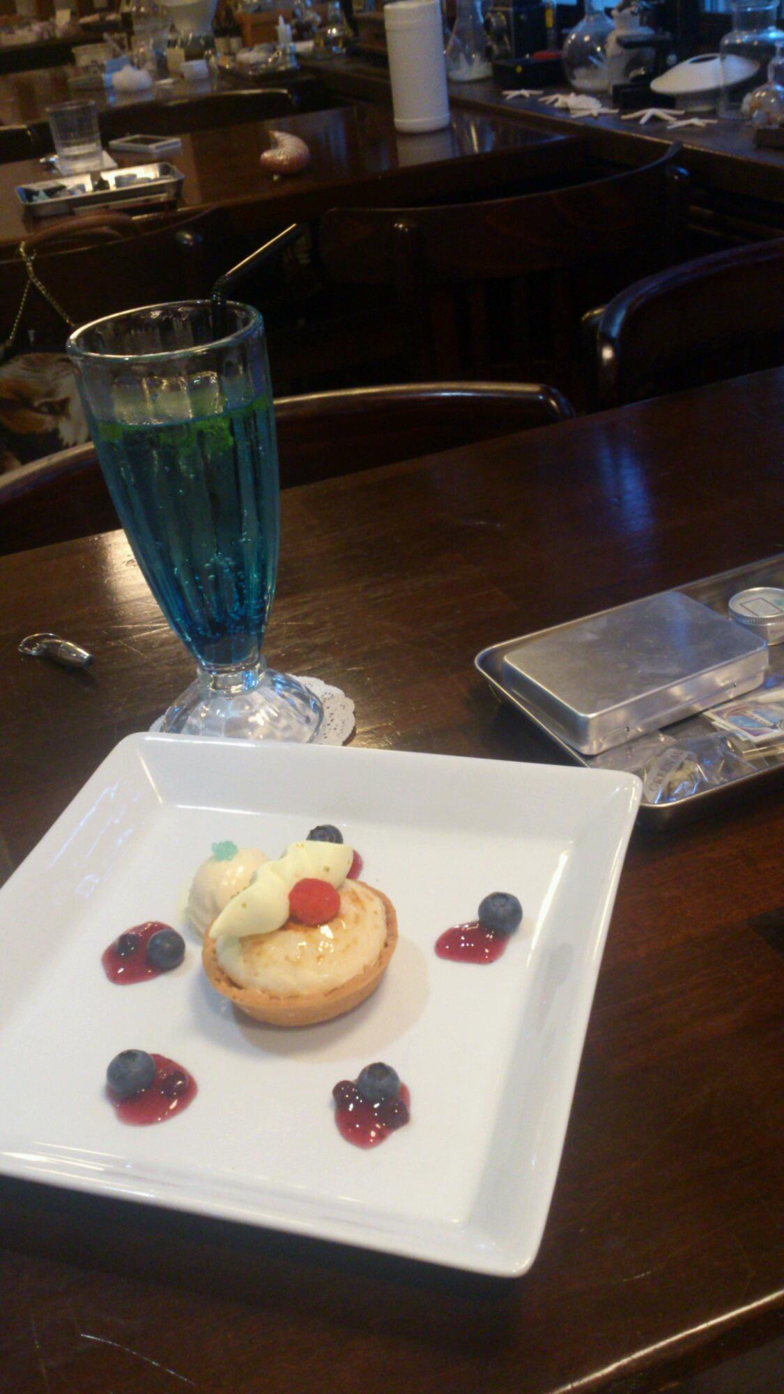 CafeSAYA 標本カフェⅠ 鉱物倶楽部理科時間補習_f0280238_927561.jpg