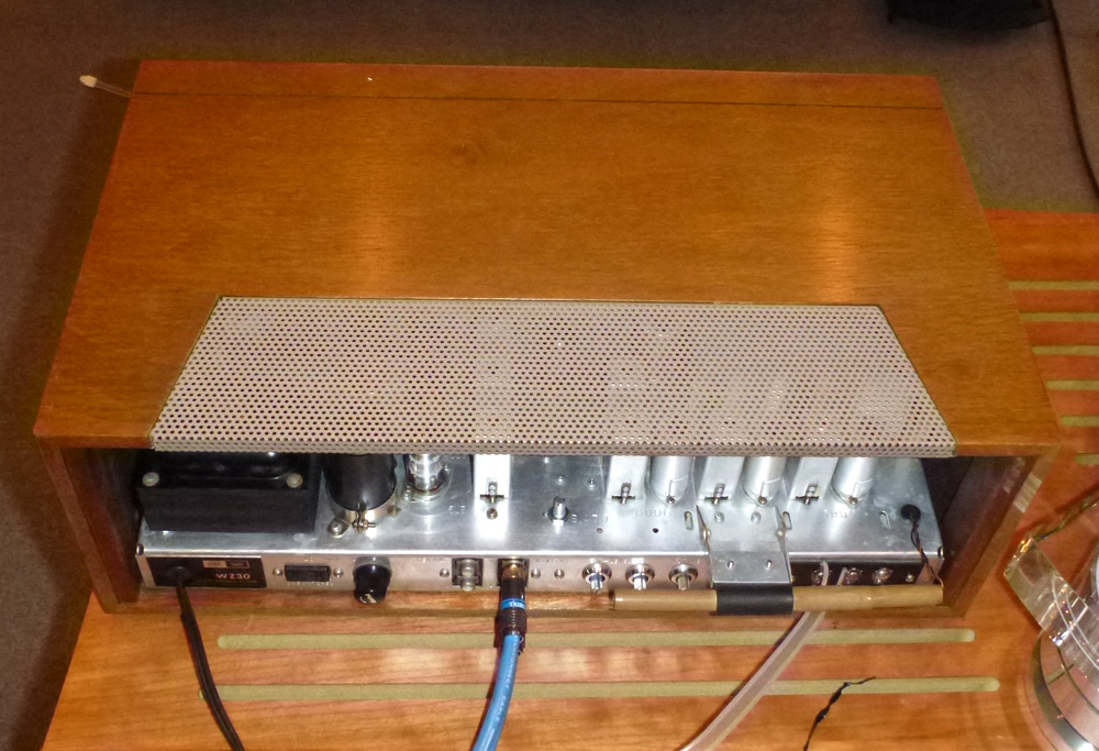 LUXMAN 真空管式FM/AMチューナー WZ30 修理完了。_b0262449_21522537.jpg
