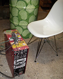 EAMES CHAIR & DRUM & PLASMA CUTTER_d0139575_0301798.jpg