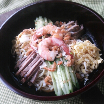 冷やし中華（凉拌麺）_d0206803_1943647.jpg