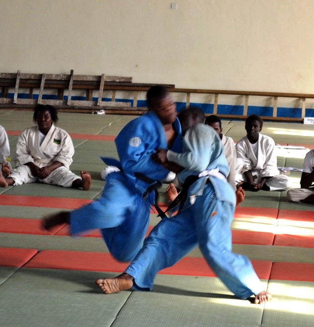 THE RESULT OF TANZANIA NATIONAL WEIGHT CATEGORY JUDO CHAMPIONSHIP 2013～体重別柔道選手権結果_a0088841_1126151.jpg