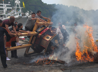 あばれ祭_e0066686_102214.jpg