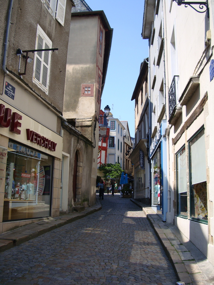 Vannes（ヴァンヌ）の夏！_f0232982_14341459.jpg