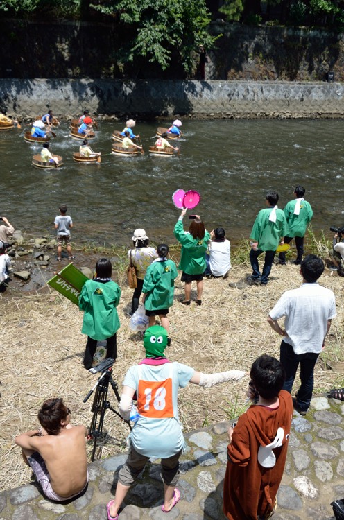 松川タライ乗り競争　その２_c0116284_751175.jpg