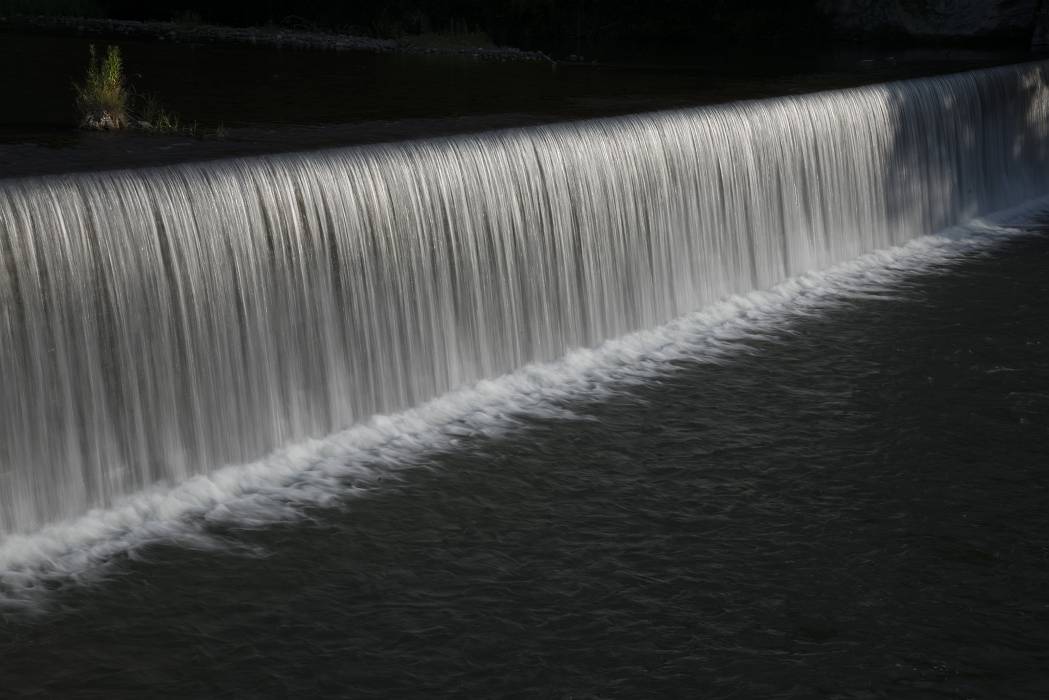 水のカーテン_b0074098_23535385.jpg