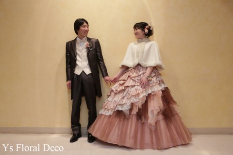 ニュアンスピンクのドレスにあわせるフラワーアクセサリー_b0113510_13162872.jpg