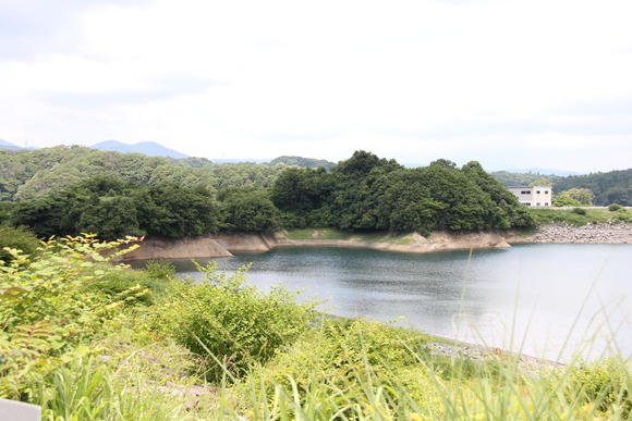 三重北部のダムと永源寺ダムと滋賀県の道の駅　その1　菰野調整池・中里ダム・打上調整池_d0187275_213601.jpg