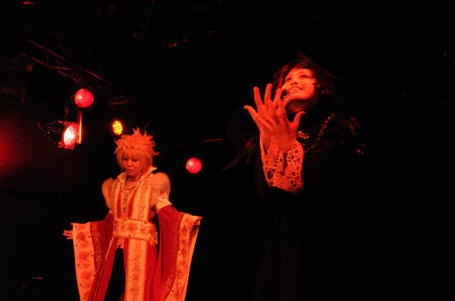 【初めてBKライブだよ】ライブ物語【妄想力必須&興味本位】_d0155379_5314440.jpg