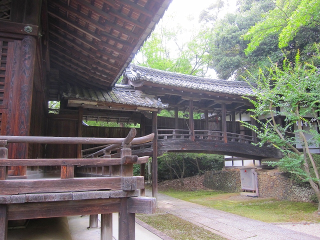 長岡京の一角にあたる『向日神社』とは_e0237645_1547627.jpg