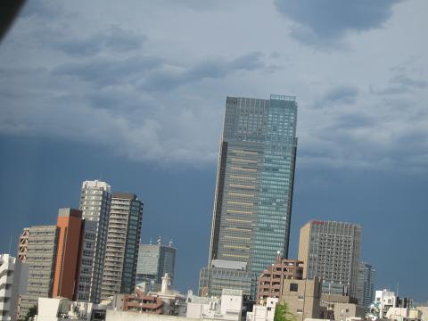 【猛暑の東京②六本木ホテルSの「空中庭園45平米」】_c0042960_148837.jpg