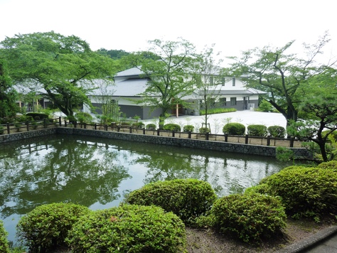 雨に緑が映える京都薬用植物園_c0202290_2395158.jpg