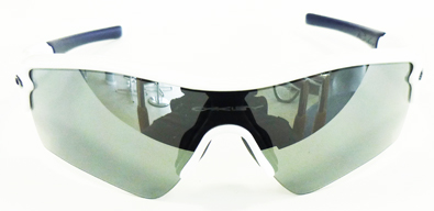 OAKLEYサングラス・スポーツパフォーマンスモデル2013年夏・新色入荷!_c0003493_1658403.jpg