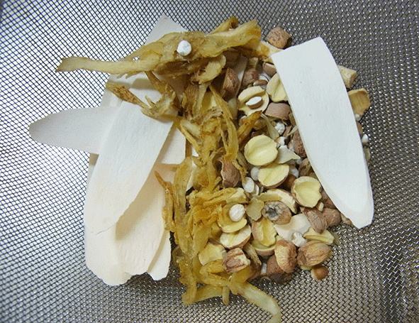 塩麴de香港のスープ『清補涼』 _c0216405_21441998.gif