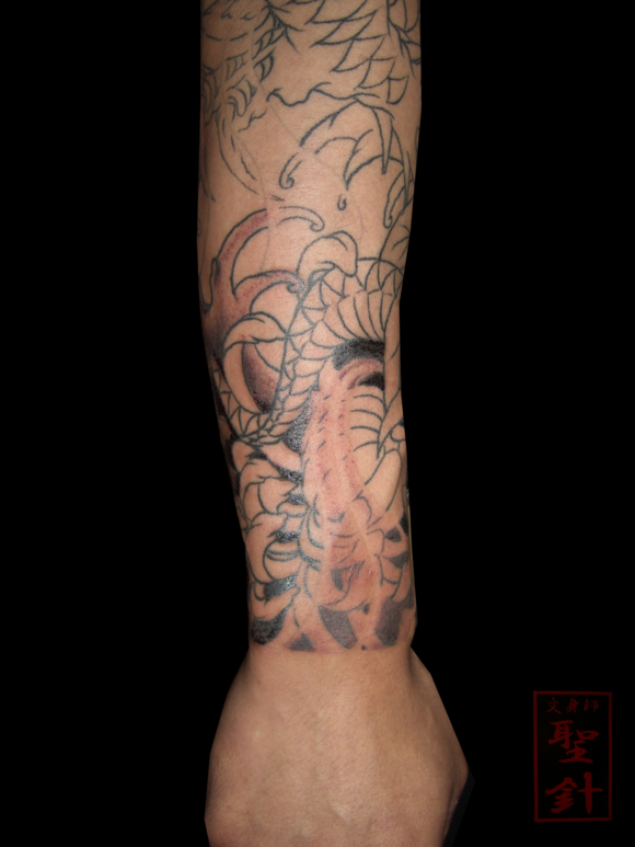 【即納】 夜叉、牡丹制作開始！ 千葉県 JAPAN STUDIO TATTOO 2FACE : コレクション