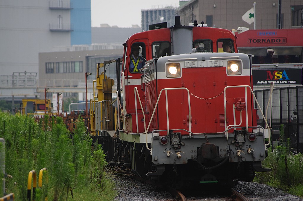 f0203926_2262016.jpg