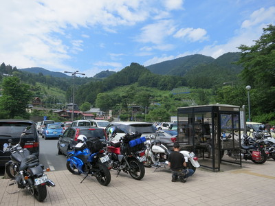 a0300829_0542013.jpg