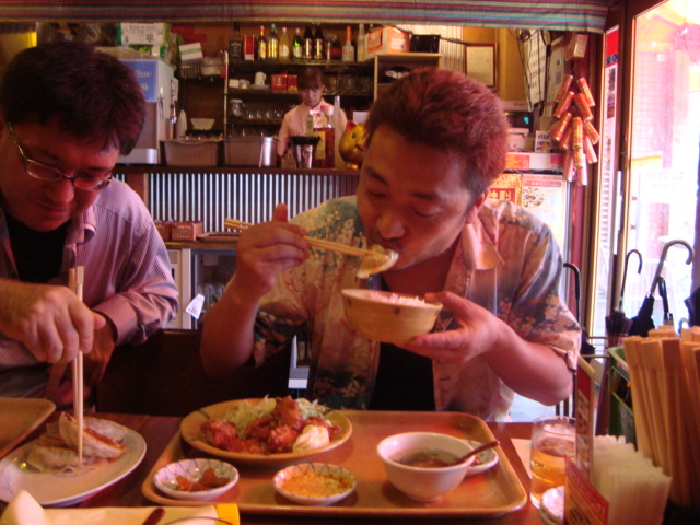 東新宿「餃子市」へ行く。_f0232060_155650100.jpg