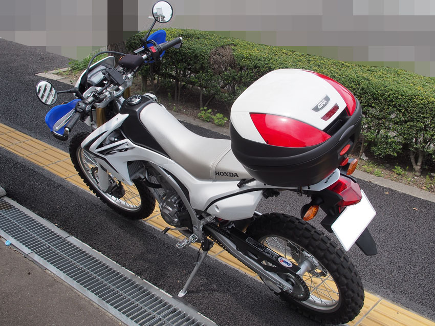 CRF250L 定期点検と積載カスタム_d0244687_8212494.jpg