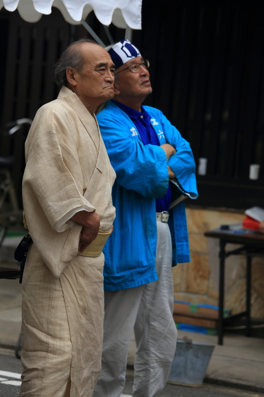 祇園祭・雨の山建て_e0311229_18397.jpg