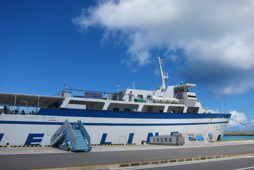 Tonaki Island-1._c0153966_16563467.jpg