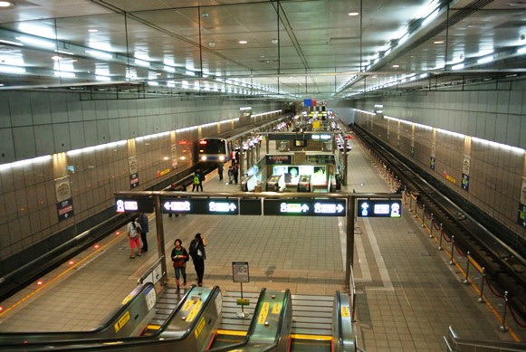台湾MRTや台北鉄道事情_f0221707_17303399.jpg
