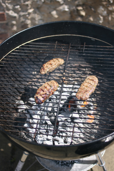 BBQとお芋掘り。お料理にも万能ベビーモスリン_a0215008_16283443.jpg