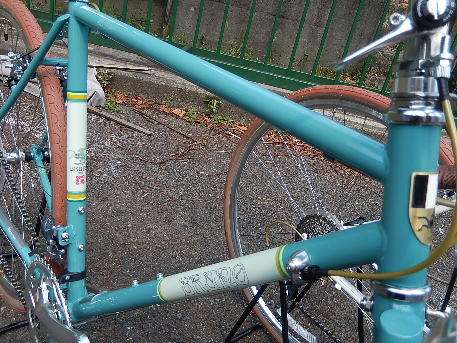 BRUNO Cr-Mo 700CTour ロードバイク ツーリングに！BRUNO 700C