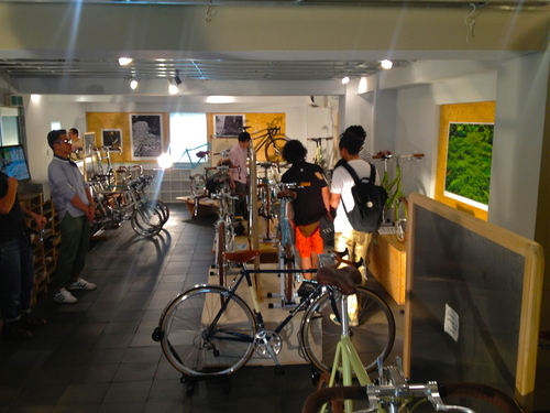 BRUNO展示会_d0197762_1125517.jpg