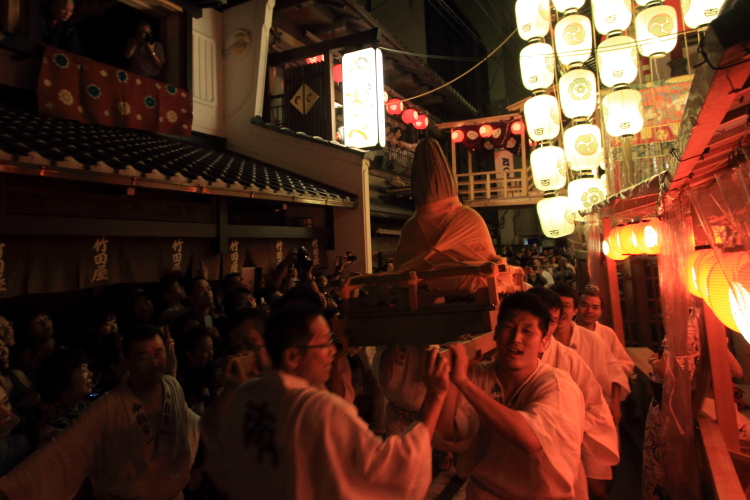 祇園祭　～宵山～_e0051888_774382.jpg