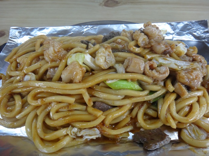 佐用町のホルモン焼きうどん_c0236857_815716.jpg