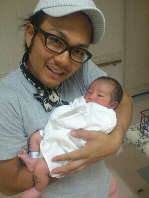 我が家では、24年振りのあかちゃん誕生_a0256619_2064062.jpg