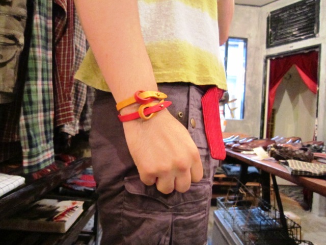 BUTTON WORKS \"RIBBON BRACELET\" ご紹介_f0191324_99196.jpg
