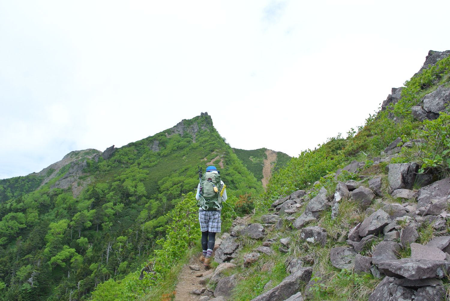 天女山から権現岳へ・・・_e0307372_17264861.jpg